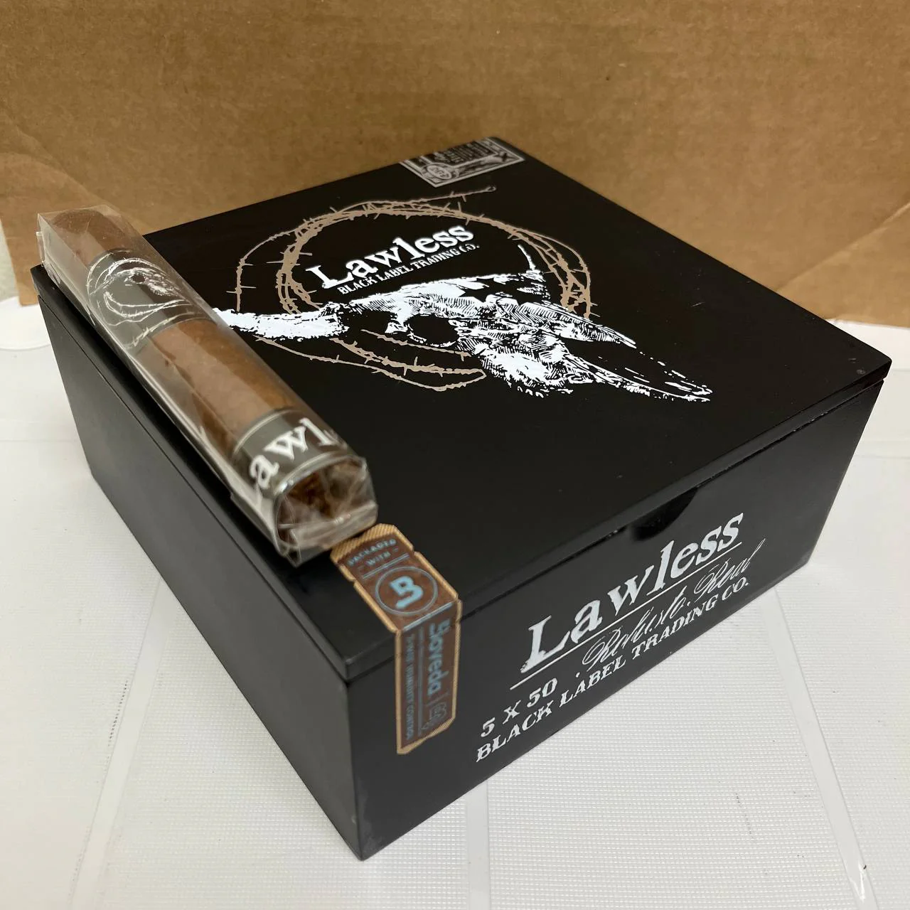 Black Label Trading Lawless Robusto Real - Image 4