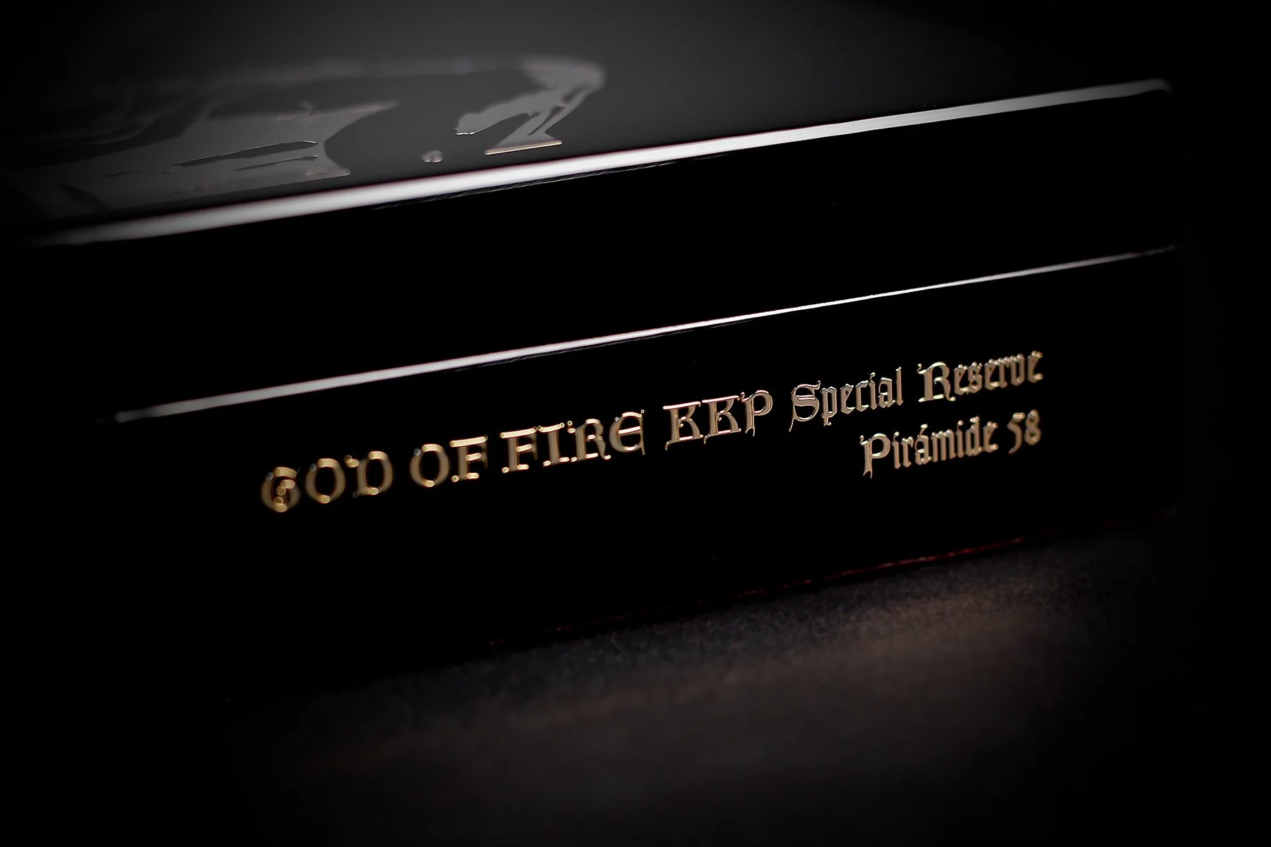 God of Fire KKP Never Back Down Piramide 58 - Image 7