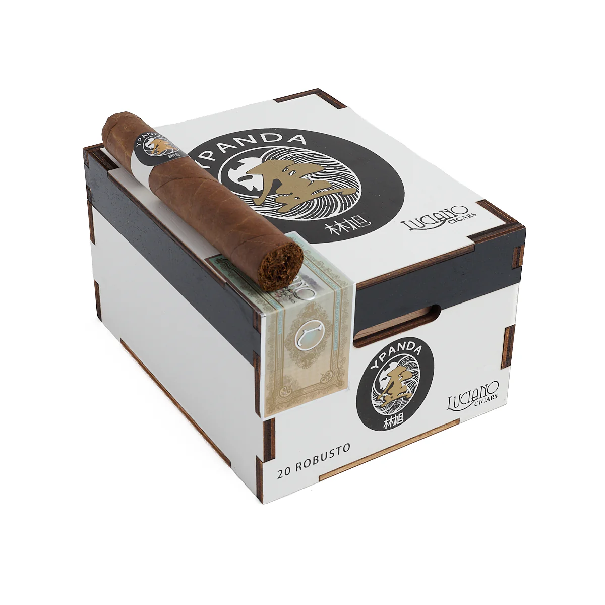 Luciano Y Panda Robusto