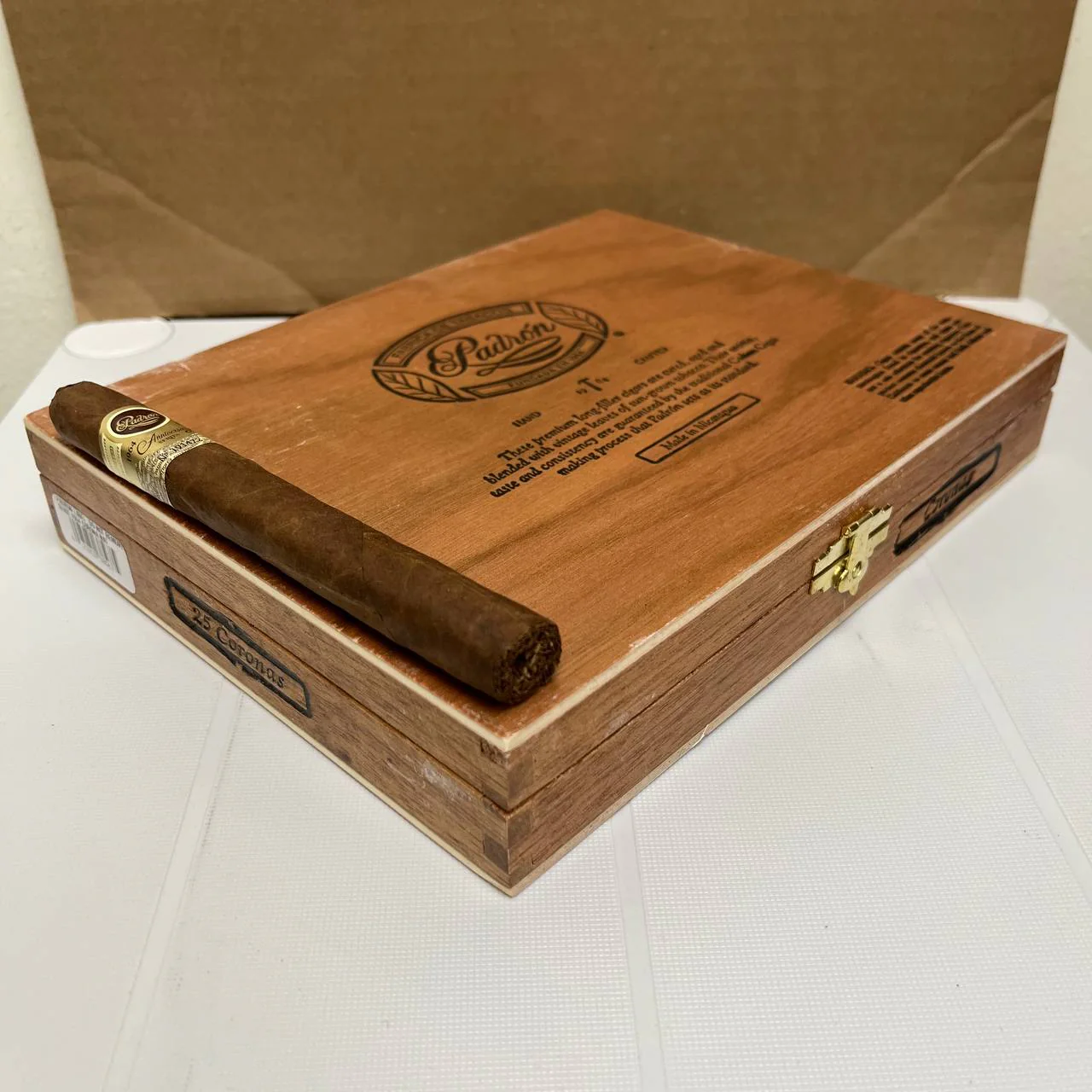 Padron 1964 Anniversary Corona Natural - Image 4