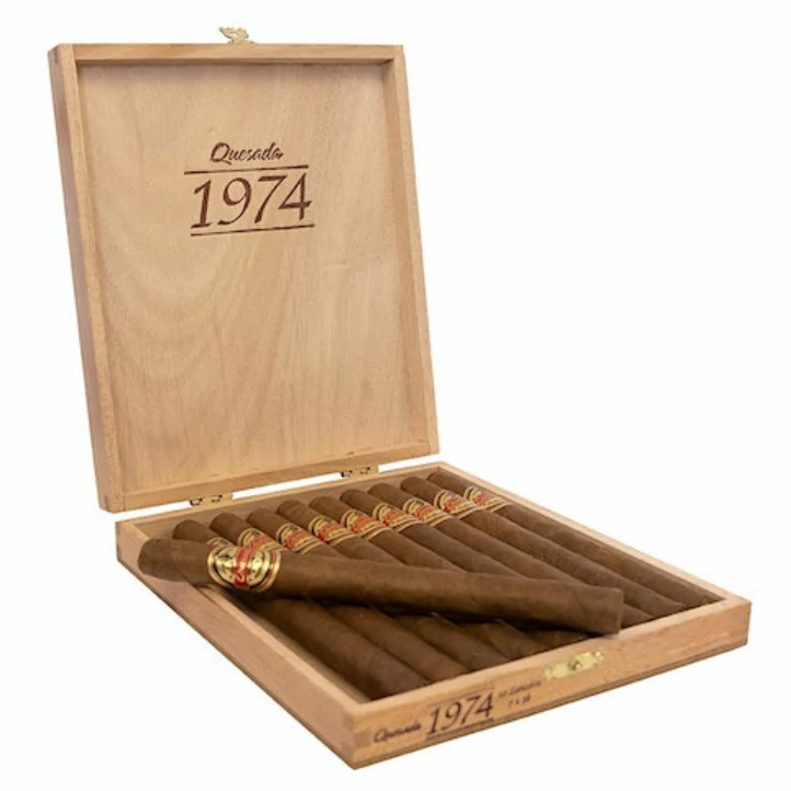 Quesada 1974 Lancero